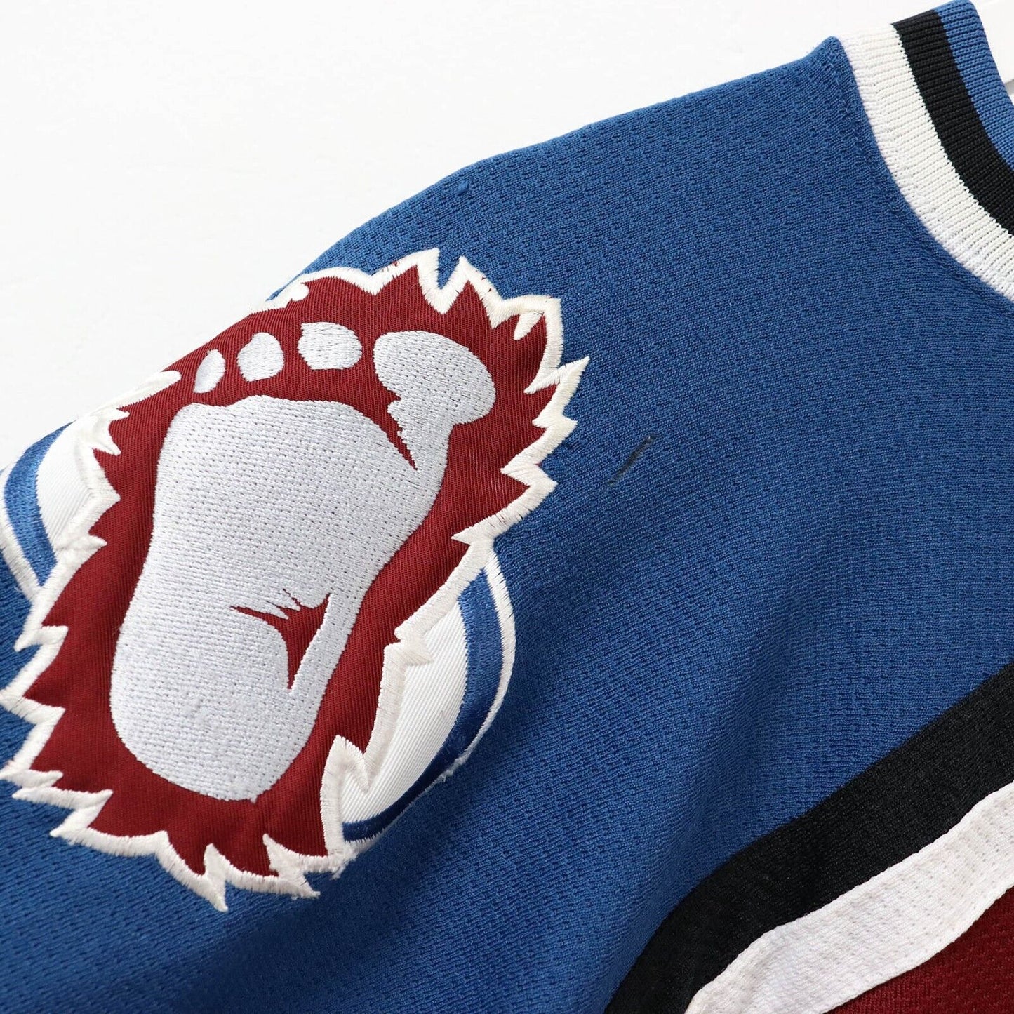 90's Starter Colorado Avalanche Sakic NHL Hockey Jersey Size M