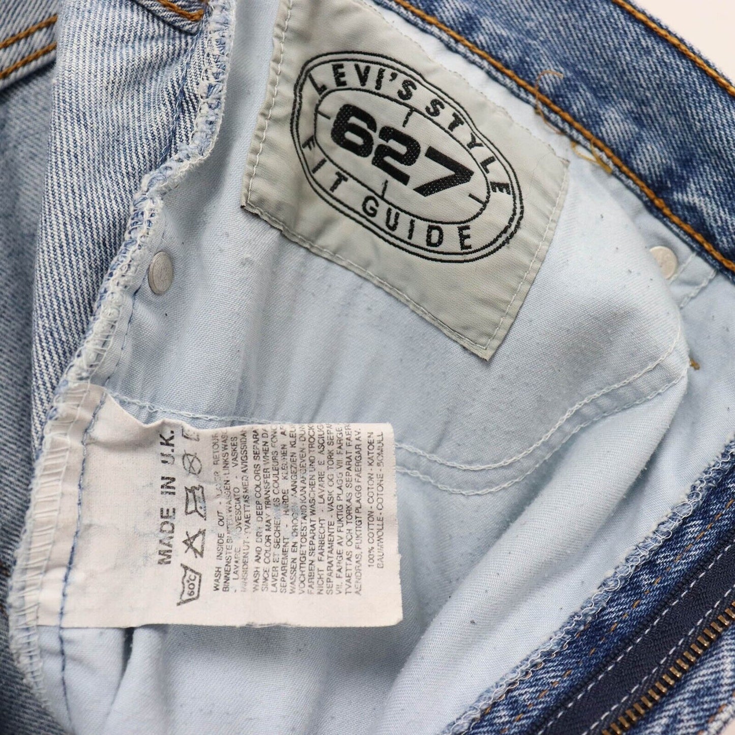 90s Levi’s 627 Straight Leg Jeans W34 L30