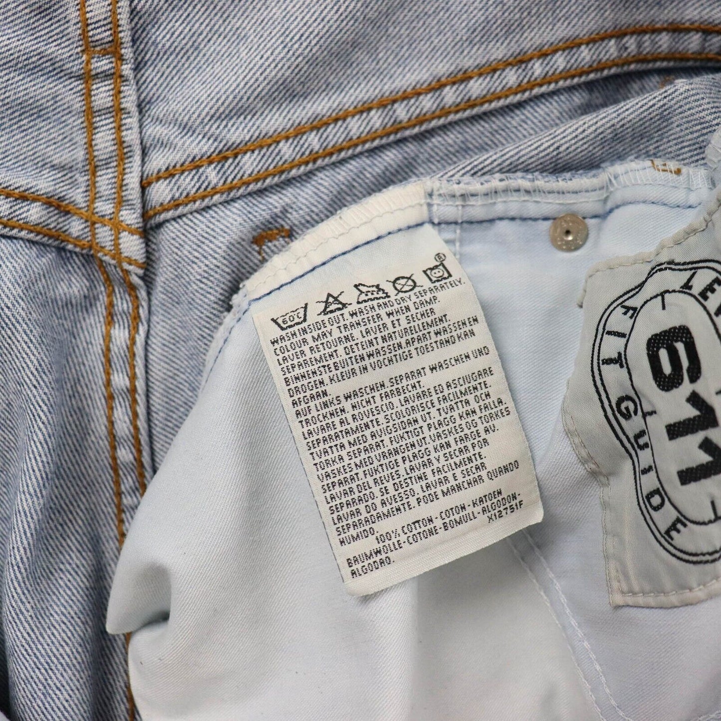 90s Levi’s 611 Mom Fit Jeans Size UK14 L28