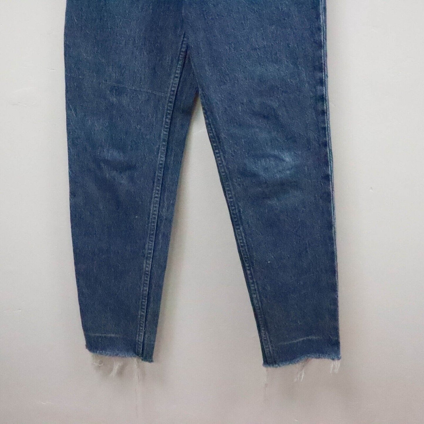 Vintage Levi’s High Waist Mom Taper Jeans Size UK 8