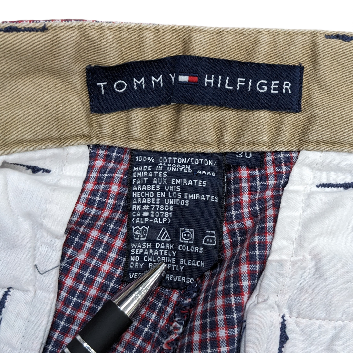 00s Tommy Hilfiger Shorts W30
